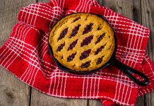 Phyllis Bartholomews Cherry Red-Raspberry Pie (2004 Best Of Show) cherrypie