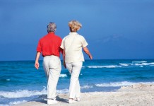 Researchers say diet may not impact some health outcomes in older people Elderly couple on the beach