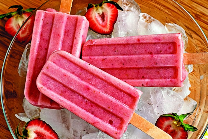 Strawberry Ice Pops Strawberry Ice Pops