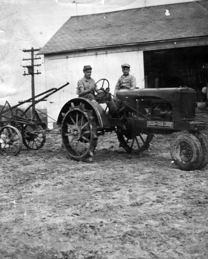 vintage farm photo/Farm and Dairy