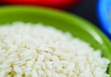 Modifying rice crops to resist herbicide prompts weedy neighbors’ growth spurt