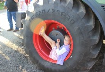 2014 Twilight Dairy Tour draws a wide variety of visitors