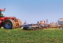 More than 10,000 Ohio farmers have received water quality training tractor fertilizer