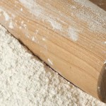 Five baking tips and tricks rolling pin in flour