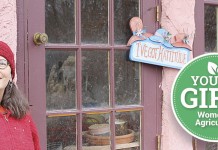 Annie Warmke: Back to the Earthship