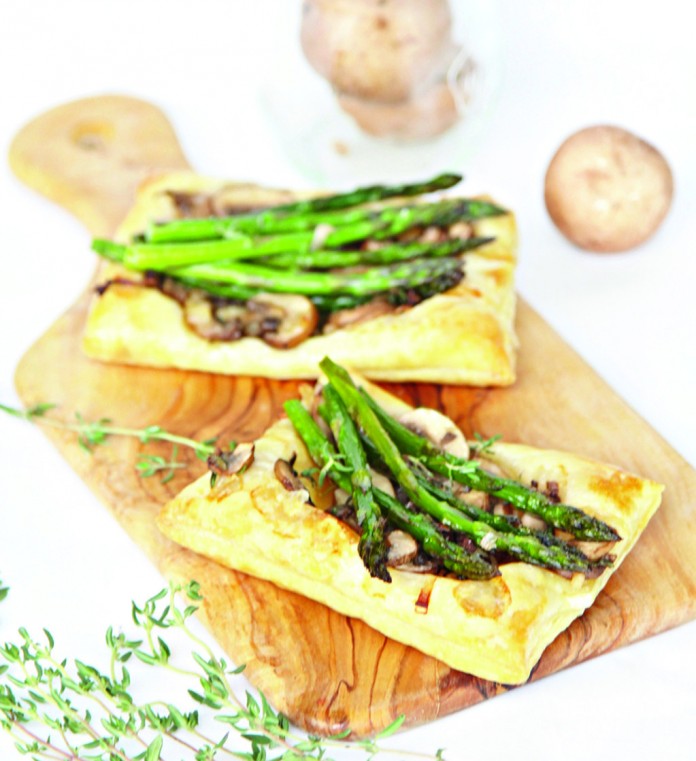 Mushroom-Asparagus-Puff-PastryWEB