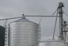 Get the most out of your harvest: Tips to get the best prices at the elevator silos grain bins