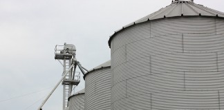 Marketing loans: Put the grain in those bins to work grain bins