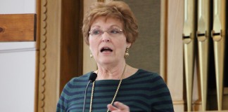 Tuscarawas Co. dairy farmers continue to do what they do best Linda Sigrest