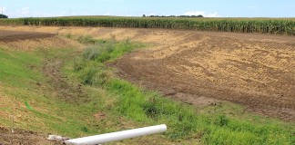 USDA says voluntary water quality efforts are working Improved drainage.