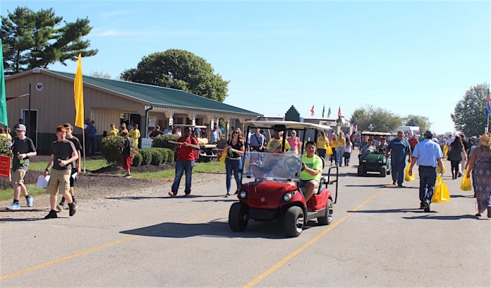 FSR crowd Farm Science crowd
