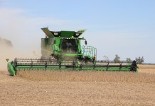 Farmers win right to repair with AFBF, Deere agreement