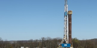 shale oil and gas drilling rig