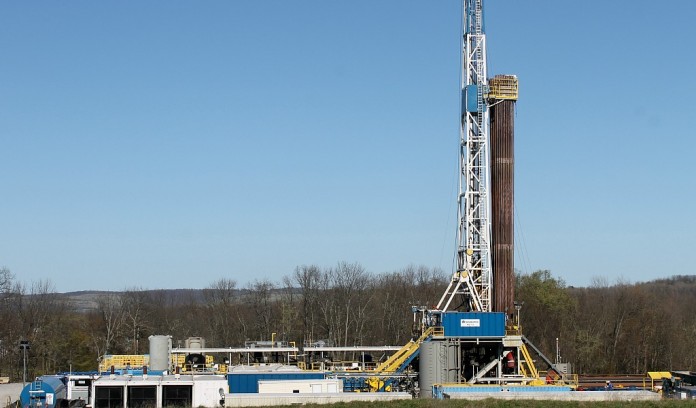 shale oil and gas drilling rig