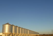 Waiting for February reports to move the market silo