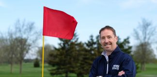 Legally blind golf pro earns turfgrass management degree via World Campus