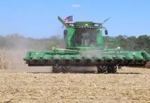 Deere wins lawsuit to protect green and yellow colors John Deere combine
