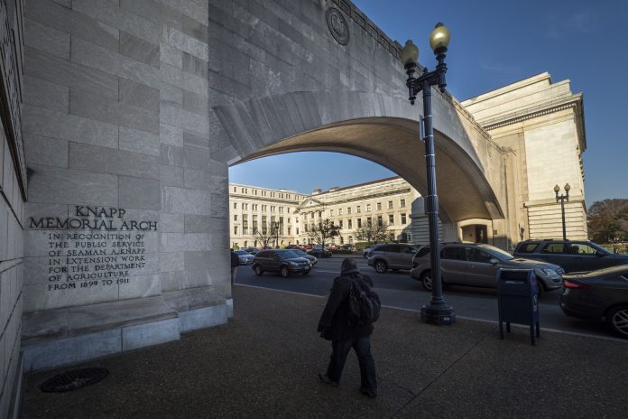 USDA arch in Washington, D.C. USDA arch in Washington, D.C.