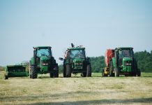 How to buy the right tractor for your farm tractors