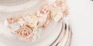 All hail the royal hoopla wedding cake