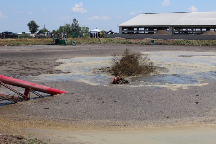 Manure agitation Manure agitation