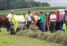 Family Farm Field Day draws 4,000 to Baltic Walk-behind round baler