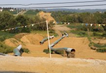 Shale well drilling still strong in Ohio and Pa. pipeline construction