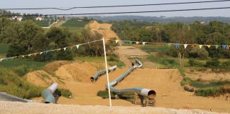 pipeline construction