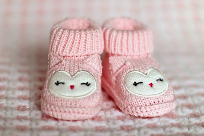 pink baby booties pink baby booties