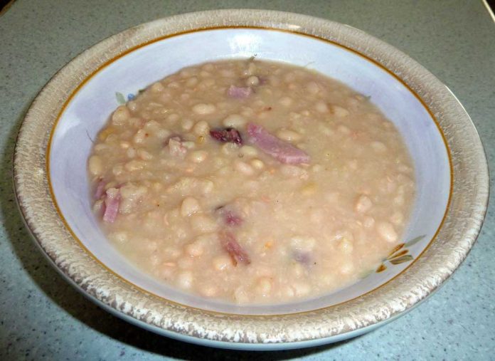 A Bowl of Slow Cooker Old Fashion Ham Bean Soup A Bowl of Slow Cooker Old Fashion Ham Bean Soup
