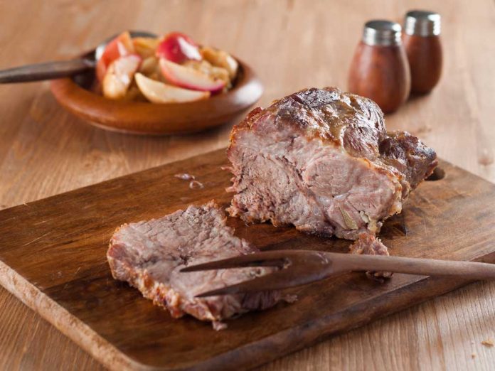 Pork Roasted with Apple Pie Filling Pork Roasted with Apple Pie Filling