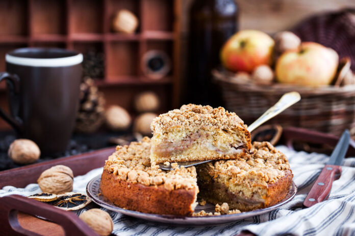 apple-nut-coffee-cake-web