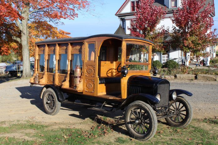 antique 1925 ford hearse