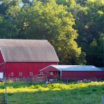 Why Washington’s hydrogen decisions matter to Ohio farmers a red barn on a farm.