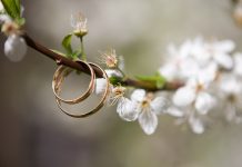 ‘Life is like driving on unfamiliar roads’ wedding