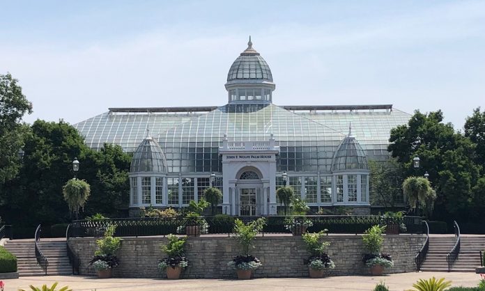 glass greenhouse at Franklin Park Conservatory glass greenhouse at Franklin Park Conservatory