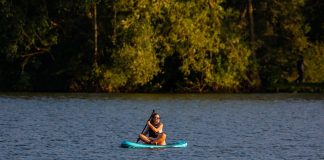 paddle board