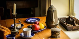 Neighborly connections stay strong kitchen table