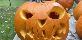Pumpkin carving safety tips jack-o-lantern