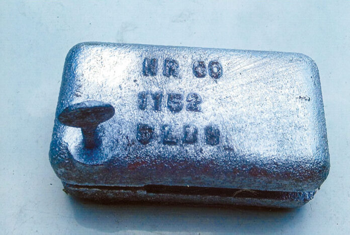 1-20_hazard_1204 Hazard a guess antique metal item no. 1204