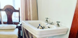 Happy New Shower old sink