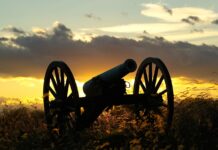 Formation of the Confederacy preceded American Civil War cannon