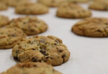 Research shows how to ruin a cookie with just two words chocolate chip cookies