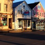 Shop small, but also sell savvy store fronts