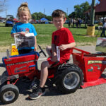 Visiting the Red Power Round Up’s Kiddie Tractor Pull with the Litmans