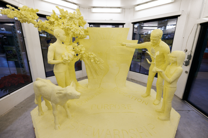 butter sculpture butter sculpture
