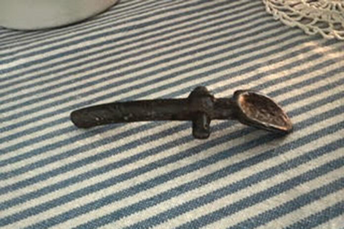 Item No. 1240 Item No. 1240