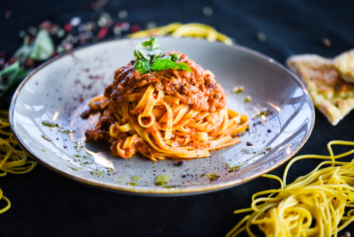 delicious italian spaghetti bolognese with minced beef sauce, to delicious italian spaghetti bolognese with minced beef sauce, to