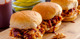 Pulled BBQ Chicken Sandwiches