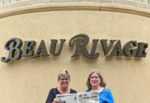 Enjoying a little R&R in Biloxi, Mississippi Bernadette Bogdas and her sister, Debra Yanks